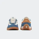 Championes urbanos Converse Run Star Trainer, color azul, blanco y marrón. Confeccionados en nylon, gamuza y cuero.