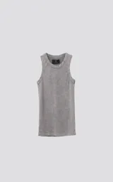Musculosa gris de tela Morley, corte ajustado y estilo clásico.