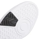 Championes Adidas Hoops 4.0 blancos con detalles en negro, con las tres tiras características de la marca en los laterales.