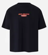 Remera negra de algodón con estampa de duraznos y texto "Bieber's Peaches" en color naranja.
