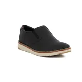 Zapato casual de hombre color negro, sin cordones, con elásticos laterales y suela gruesa.