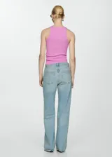 Musculosa azul marino de punto fino con tirantes finos y cuello redondo.