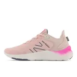 Championes New Balance Fresh Foam Roav color rosa con detalles en gris y fucsia.