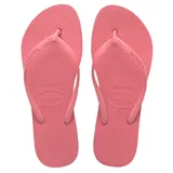 Ojotas Havaianas Slim color rosa viejo, con suela texturizada y tiras finas con diseño de espiga.