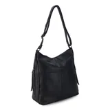 Cartera negra de simil cuero con apertura superior con cierre. Tiene detalle frontal en costura, dos bolsillos internos, un bolsillo divisor en el forro y bolsillos laterales con cierre. Incluye correa larga regulable.