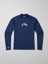 Rashguard de manga larga con protección UV, color negro con logo Rusty estampado en blanco en el pecho.