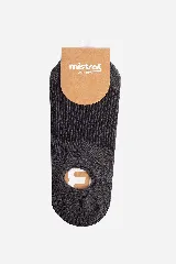 Medias invisibles grises de algodón y spandex con diseño acanalado.