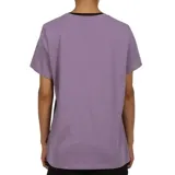 Remera color arena de corte clásico, cuello redondo y mangas cortas. Logo de Puma estampado en el pecho.