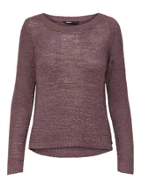 Sweater de punto color marrón rosado, de corte holgado y mangas largas.