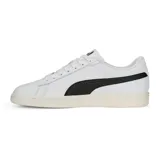 Championes Puma Smash 3.0 de cuero blanco con franja lateral negra y suela color crema.
