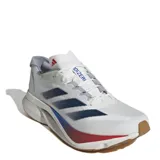 Championes Adidas Adizero Boston 12 para hombre, color blanco con detalles en azul y rojo.