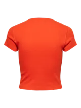 Top naranja de tejido de punto acanalado, con cuello redondo y mangas cortas. Diseño ajustado con costuras verticales en el frente.