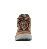 Botas de trekking Columbia Portlander color marrón, con capellada de cuero y detalles en textil. Tecnología impermeable Omni-Tech y suela Adapt Trax para mayor tracción.