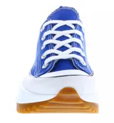 Championes urbanos Converse modelo All Star Run Star Hike OX, color azul con detalles en blanco y suela con plataforma y diseño dentado en marrón y negro.
