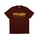 Remera marrón de manga corta con estampado amarillo del logo de Thrasher y la frase 'Anti Hero'.