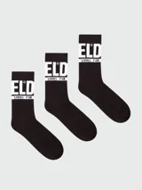 Pack de tres pares de medias blancas, tobilleras, con el logo "ELD LIVING FOR" estampado en negro en la parte superior.