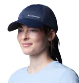 Gorra deportiva Columbia Coolhead III Ballcap color azul marino, con logo bordado en blanco. Cuenta con tecnología Omni-Freeze ZERO para refrigeración superior, Omni-Wick para absorción de humedad y cierre trasero de velcro.