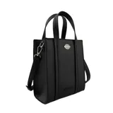 Cartera tipo tote bag color negro con doble asa corta, tira larga regulable y desmontable, cierre superior y aplique metálico con forma de labios. Incluye organizador interno.