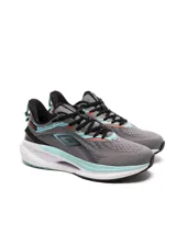 Championes de running Umbro Infinity, color negro con detalles en gris y rojo.