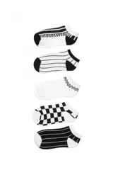 Pack de cinco medias cortas en diversos diseños en blanco y negro, incluyendo rayas y cuadros.