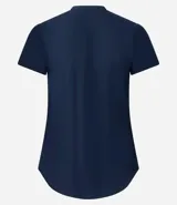 Remera deportiva blanca de microfibra con mangas cortas y estampado de ondas verticales en tonos gris y amarillo.