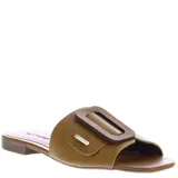 Zuecos Bottero color marrón canela con hebilla rectangular en la parte superior.