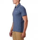 Polo de hombre Columbia Tech Trail, color blanco, de manga corta, con logo bordado en el pecho. Confeccionada en tejido hidroabsorbente Omni-Wick™ con elastano.
