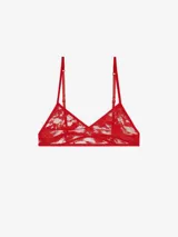 Sujetador de encaje rojo con tirantes finos ajustables y copas triangulares.