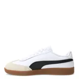 Championes de mujer color negro con detalles en blanco y suela de goma marrón.