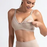 Soutién de algodón color piel, con detalles en puntilla y breteles con broches para lactancia.