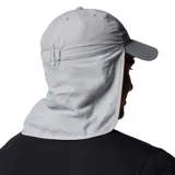 Gorro unisex color beige con protección solar UPF 50 y solapa para el cuello.