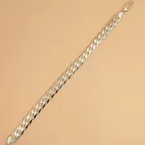 Pulsera de plata 925 con eslabones tipo grumet.
