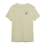 Remera color crema de manga corta con estampado de una estrella de ocho puntas con centro rosa y contorno violeta.