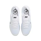 Championes Nike Wearallday de hombre, color negro. Capellada de malla transpirable, acolchado suave alrededor del tobillo y lengüeta gruesa y acolchada. Suela exterior de goma con diseño tipo gofre.