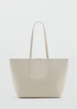 Bolso tipo shopper color beige con efecto piel abatanada, tamaño grande, cierre de gancho, doble asa corta y asa de hombro.