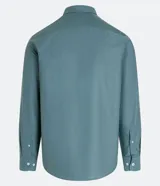 Camisa blanca de algodón, manga larga con botonadura frontal y cuello camisero.