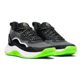 Zapatillas deportivas unisex Under Armour Curry 3Z 24, color negro con detalles en blanco y verde neón. Diseño con suela de goma duradera, capas de cuero y cordones de red con cierre de seguridad.