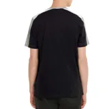 Remera Puma ESS+ Block de hombre, con diseño de bloques de color gris, blanco y negro, logo estampado en el pecho y corte clásico.