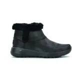 Bota Skechers On The GO Joy - Endeavour color negro, de caña baja con ribete de piel sintética. Cuenta con entresuela 5GEN®, capellada de microfibra textil Perform, plantilla Skechers Air Cooled Goga Mat® y suela Ortholite®.