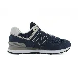 Championes urbanos New Balance modelo Classics Traditionnels, color azul marino con detalles en gris y blanco, confeccionados en gamuza y malla, con logo "N" característico en los laterales y entresuela ENCAP.