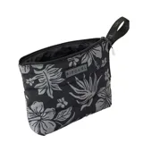 Bolso de mano Rip Curl con estampado floral en tonos grises sobre fondo negro. Tiene cierre superior y asa de mano.