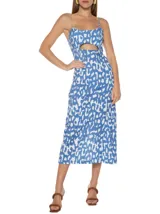 Vestido midi de tirantes finos con estampado abstracto en tonos celeste y blanco. Presenta un corte en la zona del abdomen. Marca Animale Jeans.