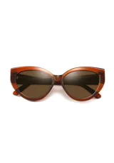 Gafas de sol con forma de ojo de gato, montura de acetato biodegradable color verde y lentes de PMMA reciclado color negro.