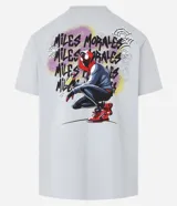 Remera gris de algodón con estampa en la espalda de Miles Morales, el Spider-Man del universo Marvel.