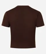 Blusa cropped de manga corta, cuello redondo, color marrón oscuro, confeccionada en tejido Rib.