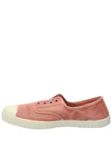 Zapatillas Natural World modelo Greece, color verde agua, sin cordones, fabricadas en España con algodón orgánico y suela de goma.