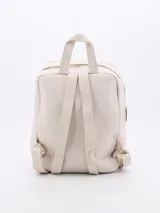 Mochila color beige con estampado de piel de cocodrilo en la parte superior e inferior.