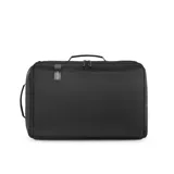 Mochila negra de poliéster y cuero, con asas reforzadas, compartimento para laptop de hasta 17 pulgadas, bolsillo trasero oculto y cinturón para valija. Marca Baleine, modelo Bedford.