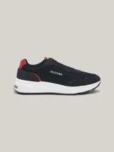 Zapatillas deportivas de corte bajo, con suela gruesa, en mezcla de textil y sintético, logotipo de Hilfiger en el lateral.