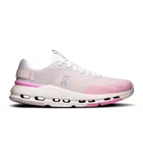 Championes urbanos On Running Cloudnova Form 2, color rosa pálido con detalles en blanco y rosa.